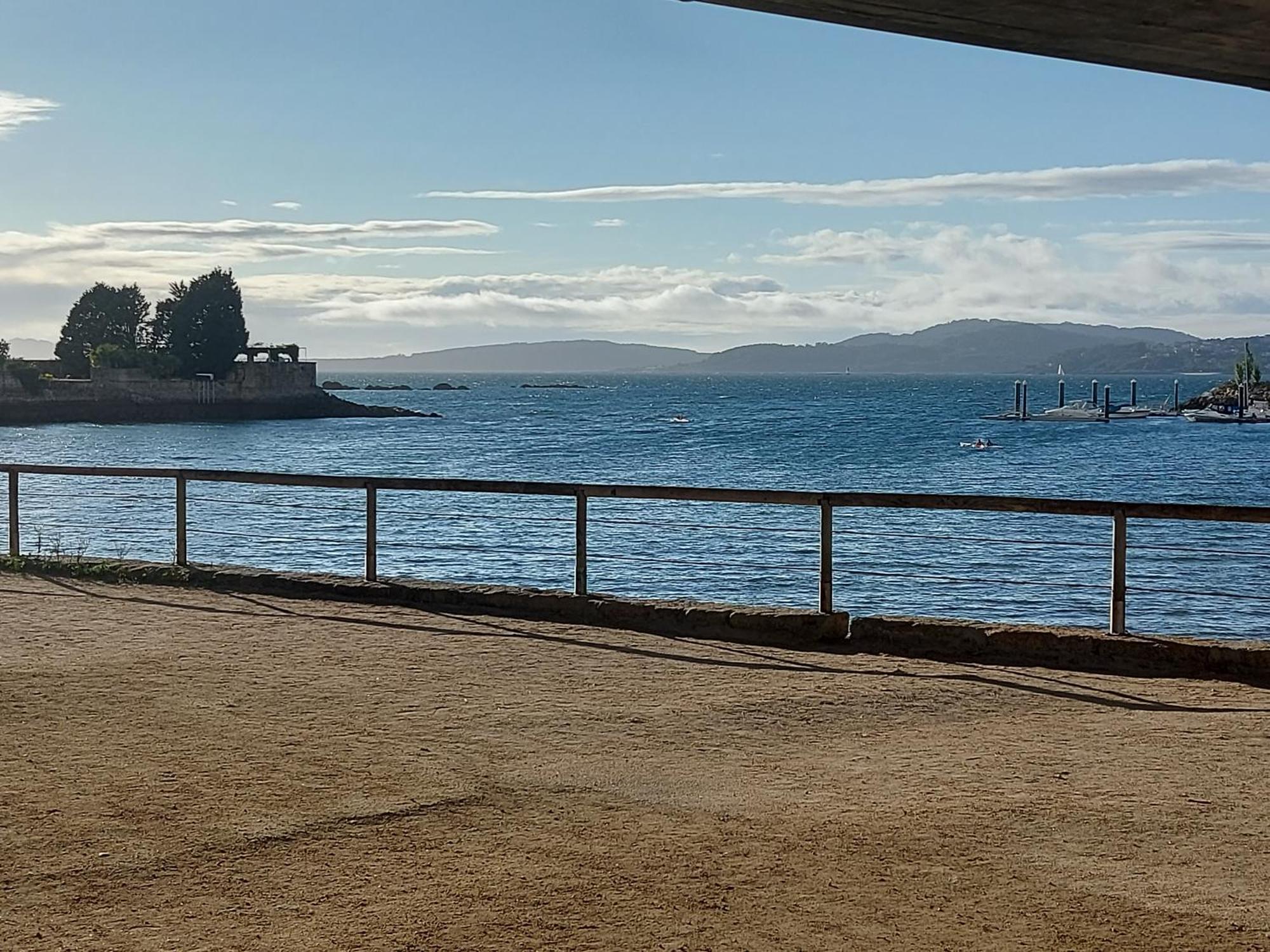 Appartamento Piso En Bouzas Con Vistas A La Ria Vigo Esterno foto